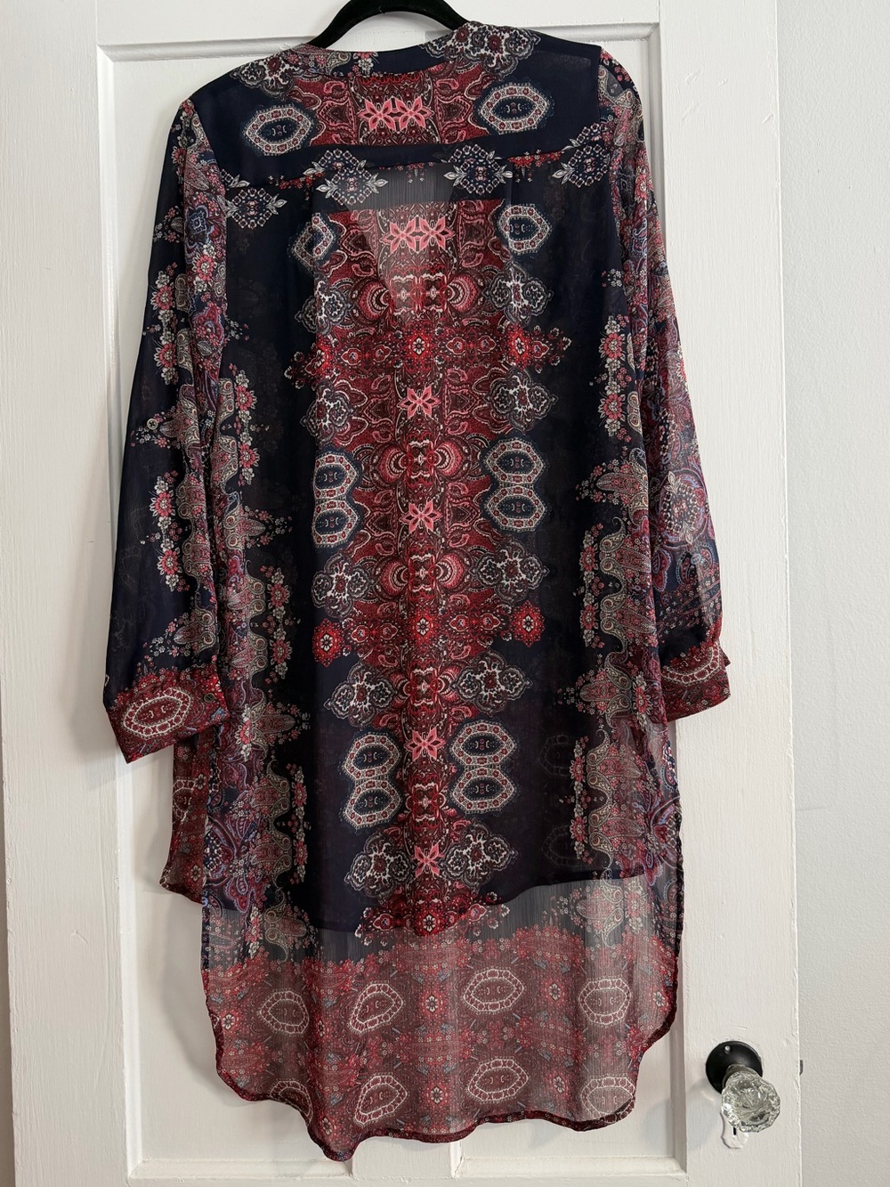 Knox Rose Navy and Burgundy Sheer V-Neck Tunic - Picture 4 of 11